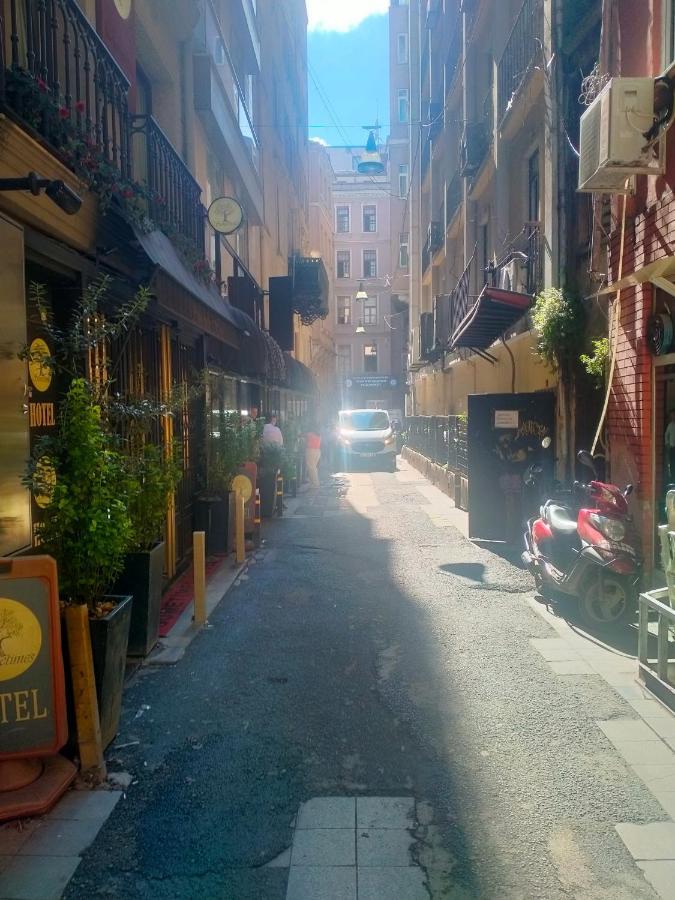 2 Bedrooms Central Area Located Appartment 1Floor Estambul Exterior foto